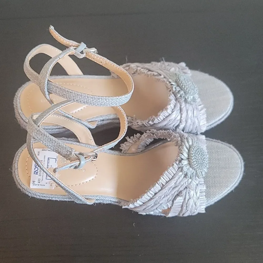 BRAND NEW BANDOLINO WOMEN'S KRISTA WEDGE SANDAL